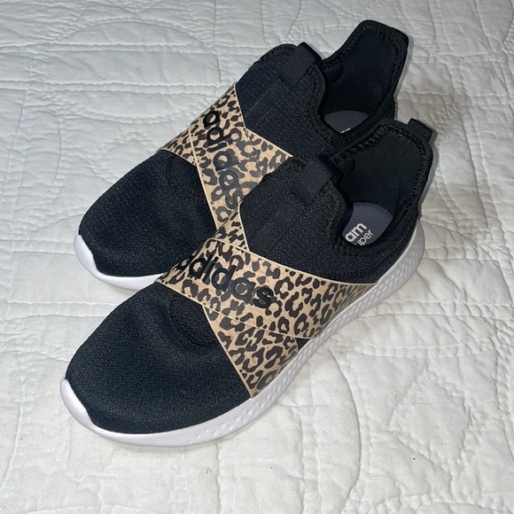 Adidas Puremotion Adapt Cloudfoam Leopard Slip on Comfort Sneakers size 7.5 - Picture 2 of 8
